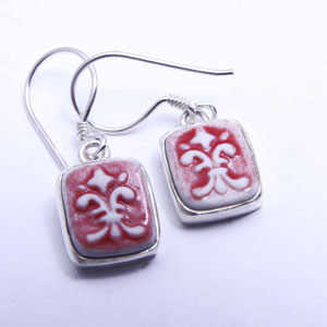 Flordelis porcelain and sterling silver earring