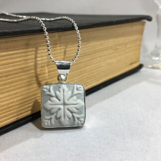Mosaic Cameo Grey