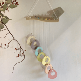 Light rainbow wind chime