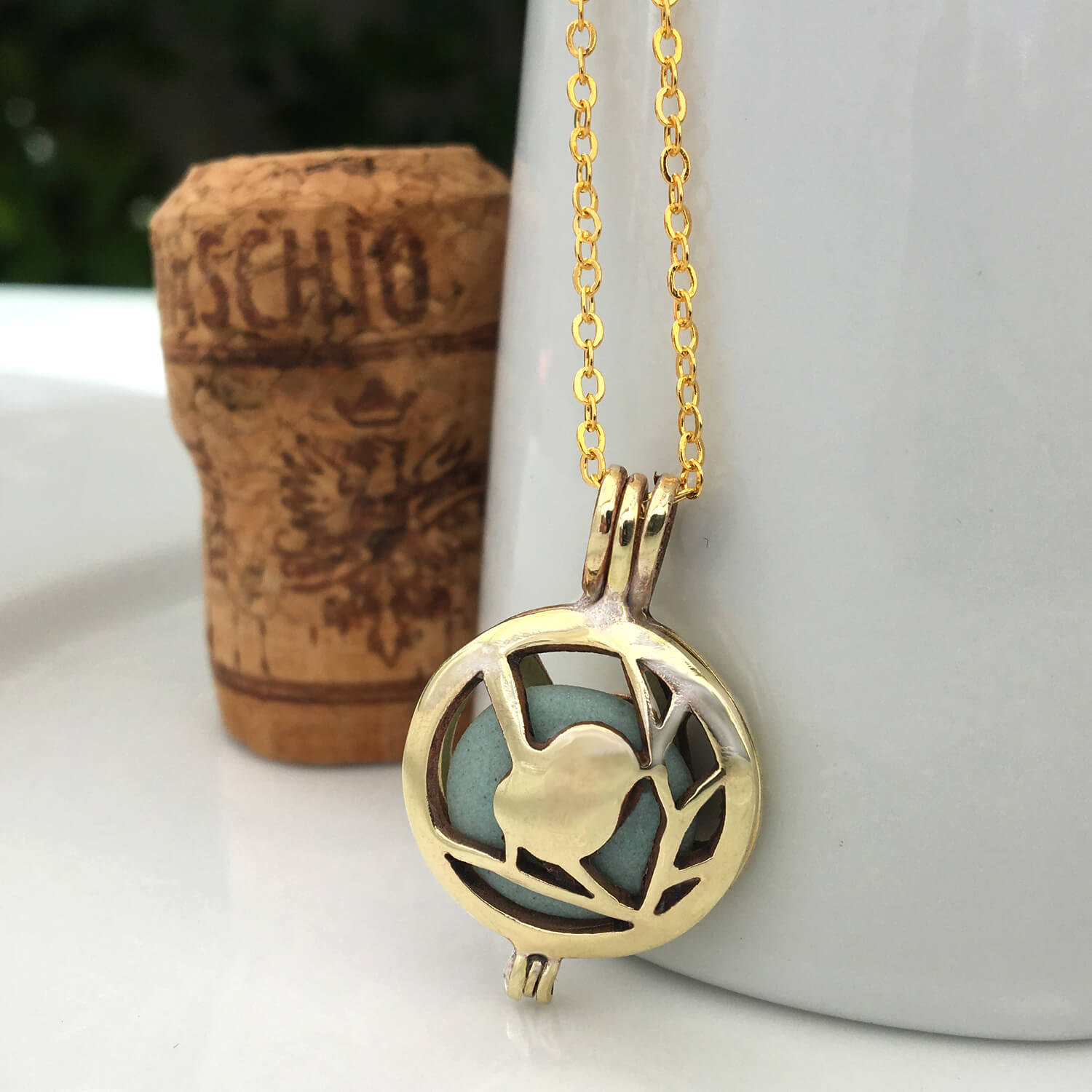 Essential Oil Diffuser Necklace Aromatherapy pendant bird wren