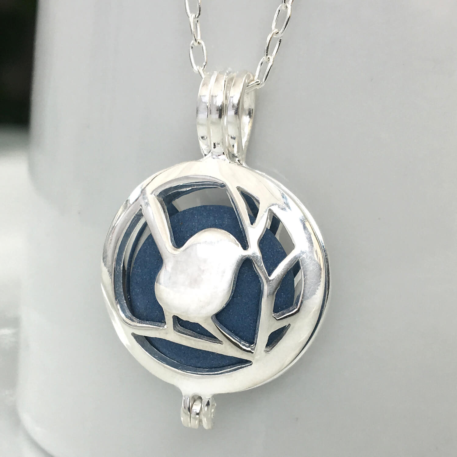 Essential Oil Diffuser Necklace Aromatherapy pendant bird wren