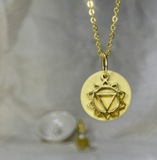 Solar plexus pendant